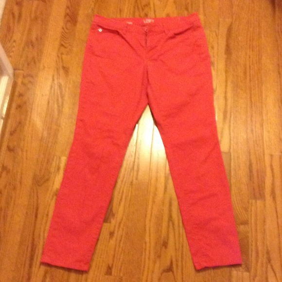 Ann Taylor modern skinny coral jeans!