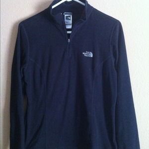North Face pull over