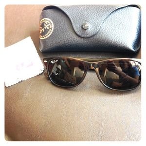 Ray Ban New Wayfarer Classic polarized in tortoise