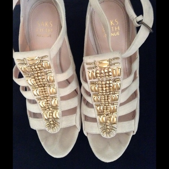 Heels - Picture 2 of 3