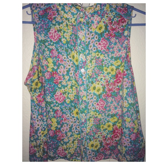 Button up floral top
