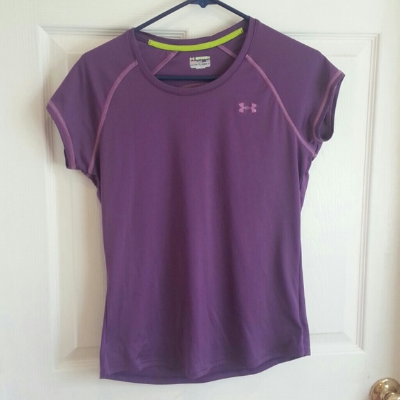 Women's Medium Under Armour Shirt