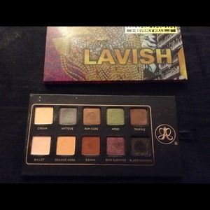 Lightly used Anastasia Lavish palette