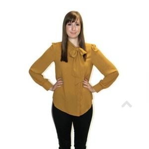 Asymmetrical bow top