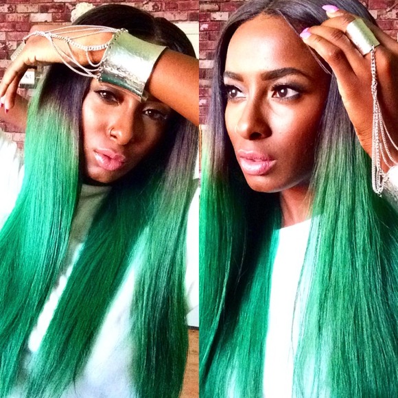 Ombré Emerald Wig