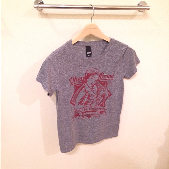 Obey tshirt