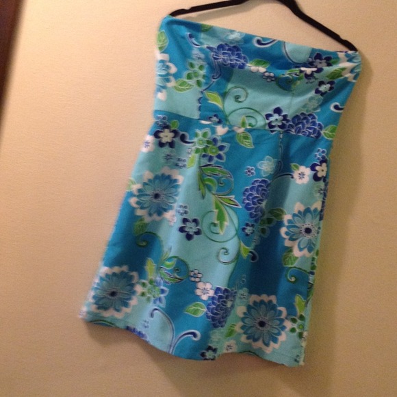 Blue,green,white reversible dress. - Picture 2 of 3