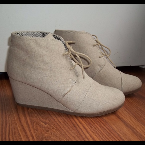 SOLD IN BUNDLE Beige wedge booties