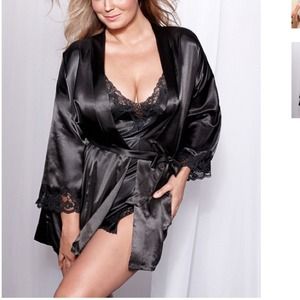 Frederick's black satin kimono robe w/lace trim