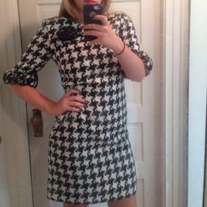 Black and white houndstooth Jessica Howard dress