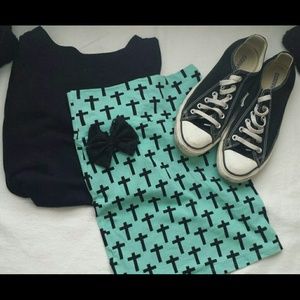 Minty cross pencil skirt