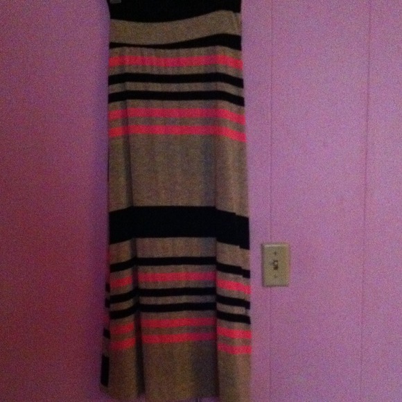 Striped maxi skirt