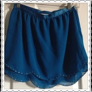 🎉hp item🎉💎Blue silk gem skirt