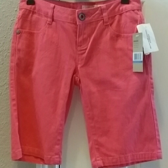 Coral DKNY shorts!