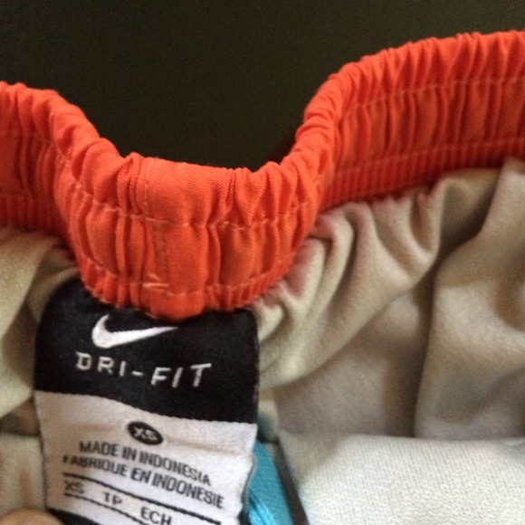 SOLD! - Picture 3 of 4