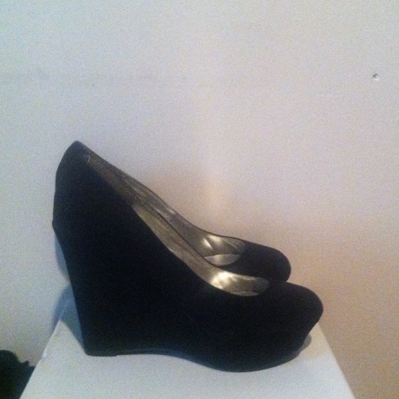 Platform wedges