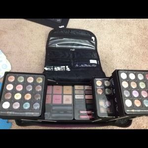 🚫Traded🚫Ulta makeup kit