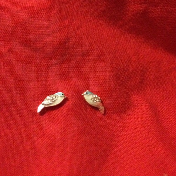 Set of earrings (2 pairs)