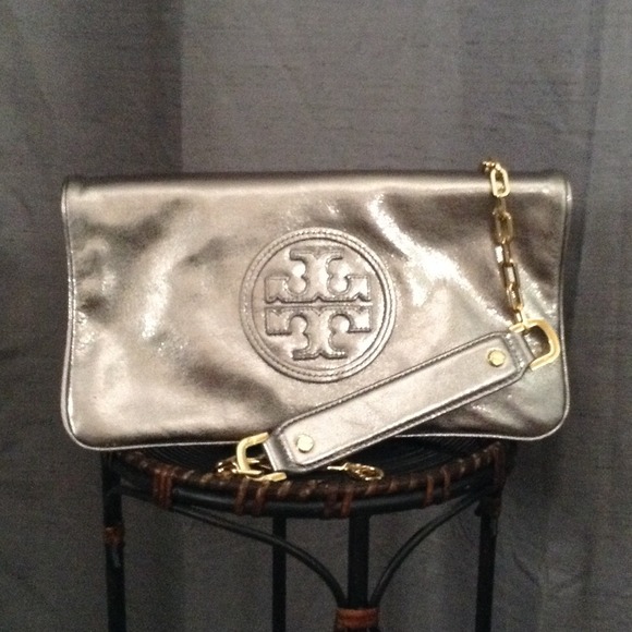 Tory burch clutch