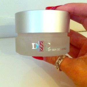 Deep Sea Cosmetics Exfoliating Gel!!