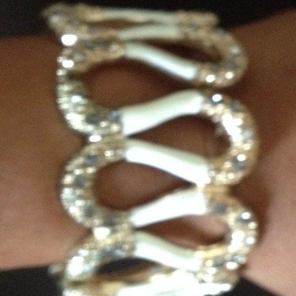 Bracelet - Picture 2 of 2