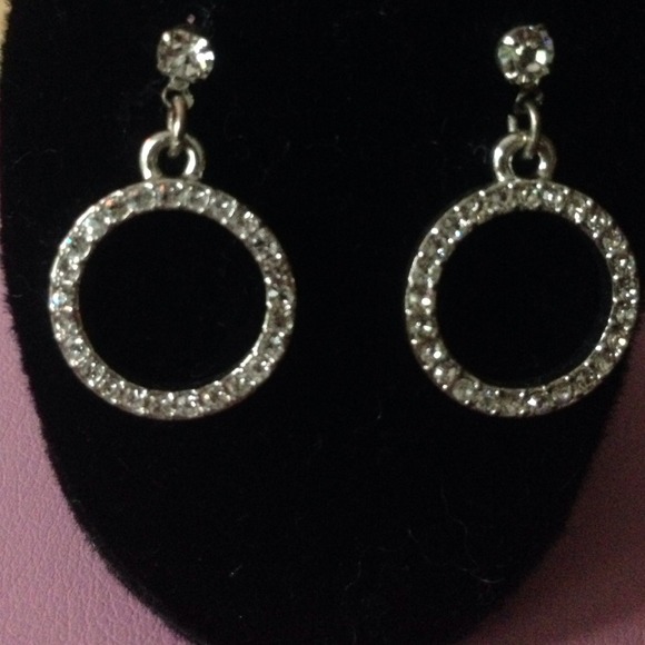 Pair of earrings cz.💰🌷
