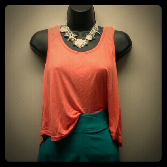 Complete outfit..top and bottom