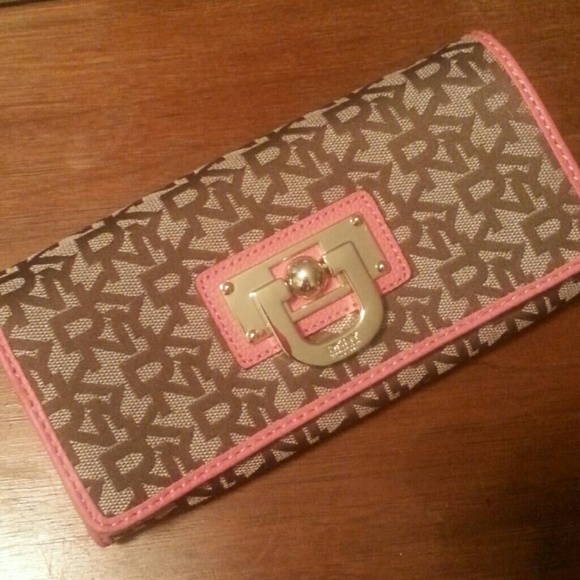 Authentic dkny wallet