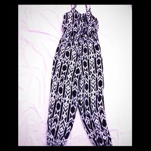 Black and white jumper!