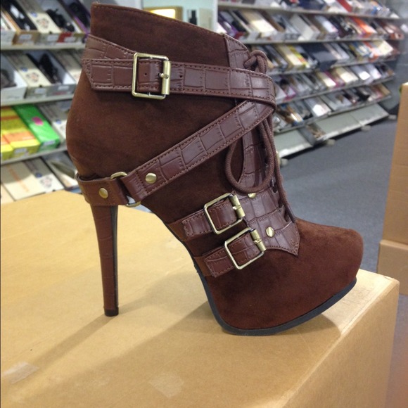 Boots - Picture 2 of 2