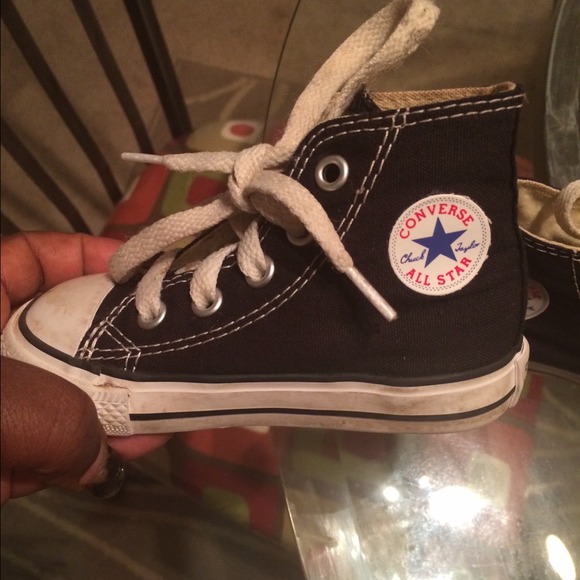 Toddler size 5 black converse