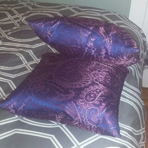 Throw pillows