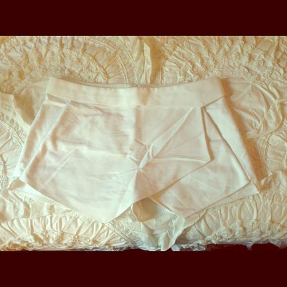 BUNDLED Zara skort