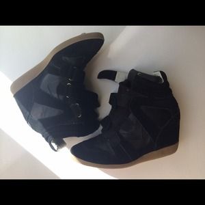 Steve Madden hilight wedge sneaker