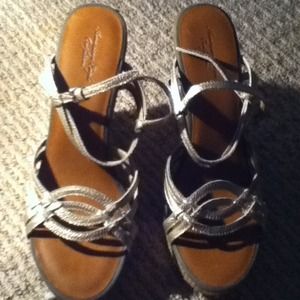 gold straps and leather,weaved 4 inch wedge heels