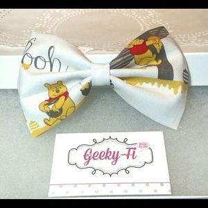 Disney Winnie the Pooh Honey Hair Bow