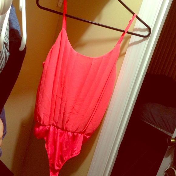 Hot pink leotard 💕