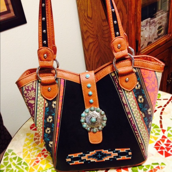 Montana west purse!