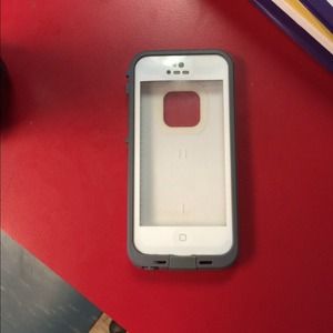 SOLD!! Lifeproof case