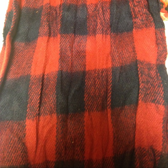 Scarf - Picture 2 of 3