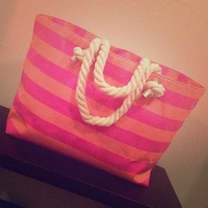 Pink and orange overlarge tote 🙌