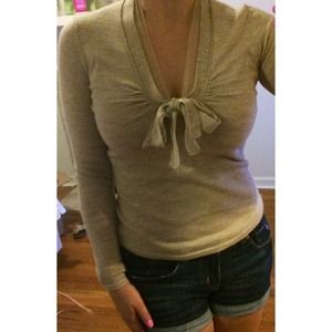 J McLaughlin tan bow sweater