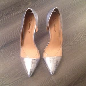 💫REDUCED Metallic silver Stilettos💫
