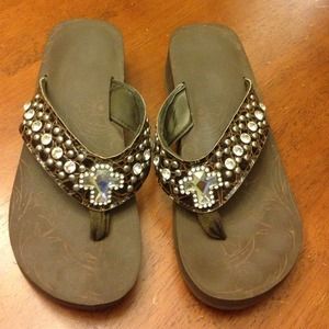 Rhinestone wedges