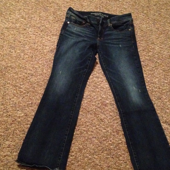 American Eagle dark wash jeans!