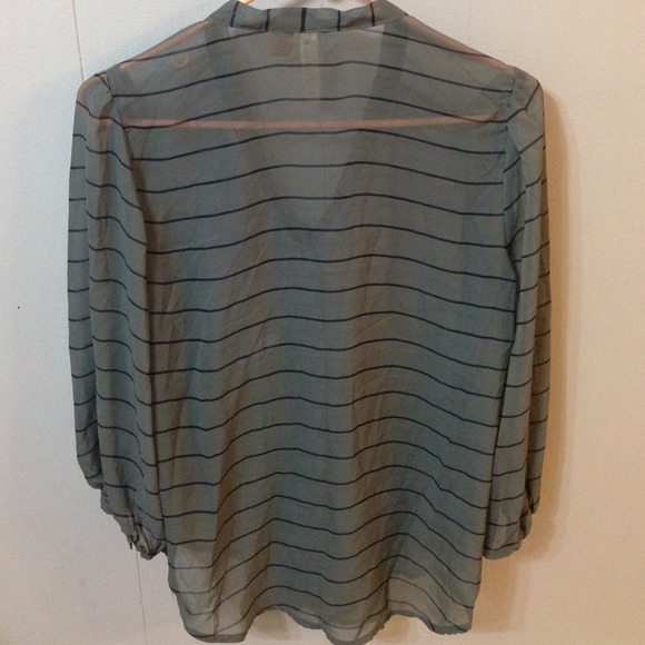 Eyeshadow Clothing Sheer Blouse in Grey/Blue - Picture 2 of 2