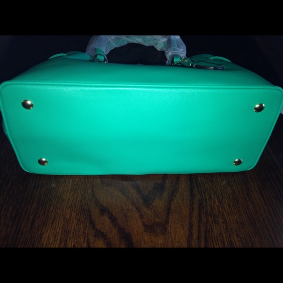 *SOLD* Peyton Saffiano Leather Drawstring Carryall - Picture 2 of 4