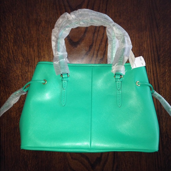 *SOLD* Peyton Saffiano Leather Drawstring Carryall - Picture 4 of 4