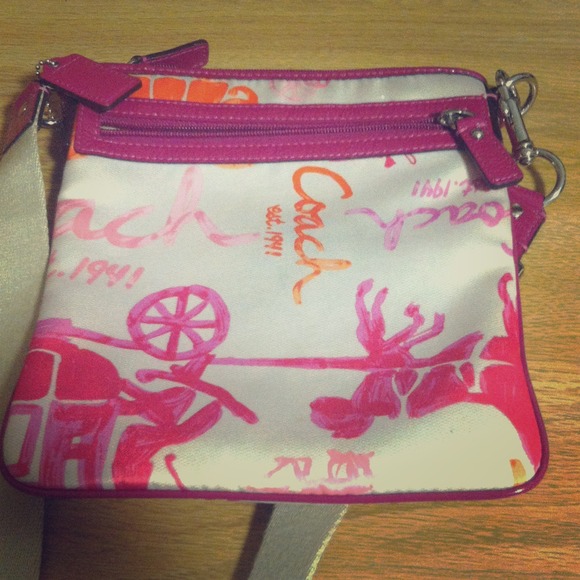 Coach cross body bag - Picture 1 of 2