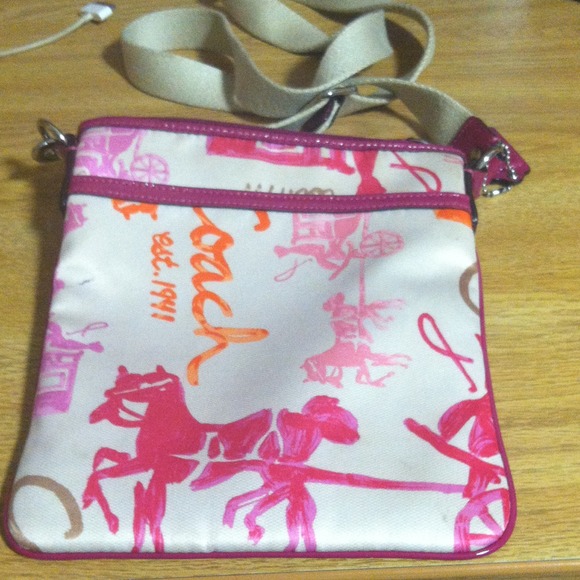 Coach cross body bag - Picture 2 of 2